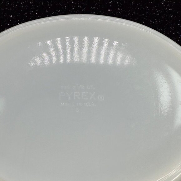 Vintage Pyrex Town & Country 2.5 Quart Casserole Oval Dish Without Lid Bowl VTG - Picture 8 of 16